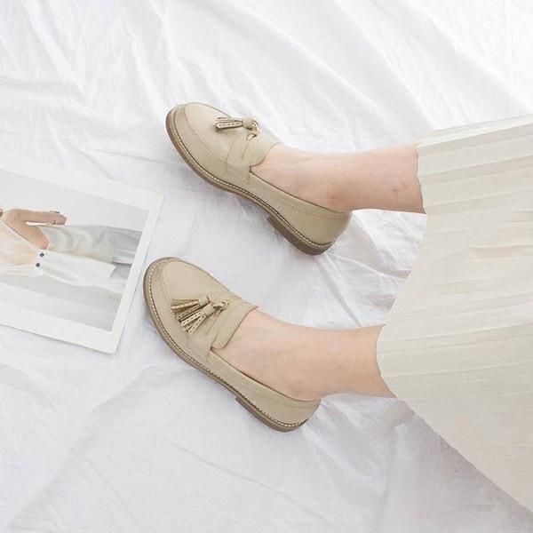 Ikdienas eko ādas apavi ar pušķiem