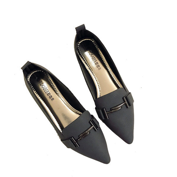 Sieviešu smailas kurpes ar metāla apdari pelēkā un melnā krāsā