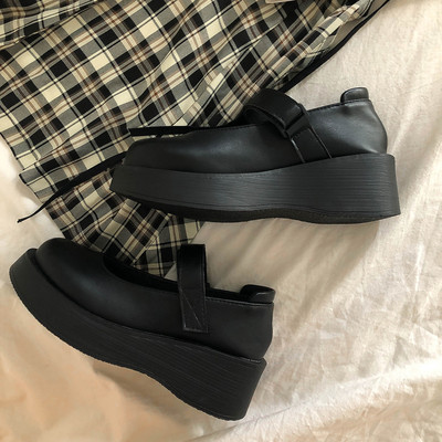 Pantofi de dama din piele cu talpa groasa si velcro