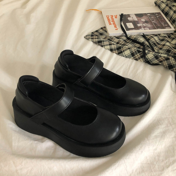 Pantofi de dama din piele cu talpa groasa si velcro