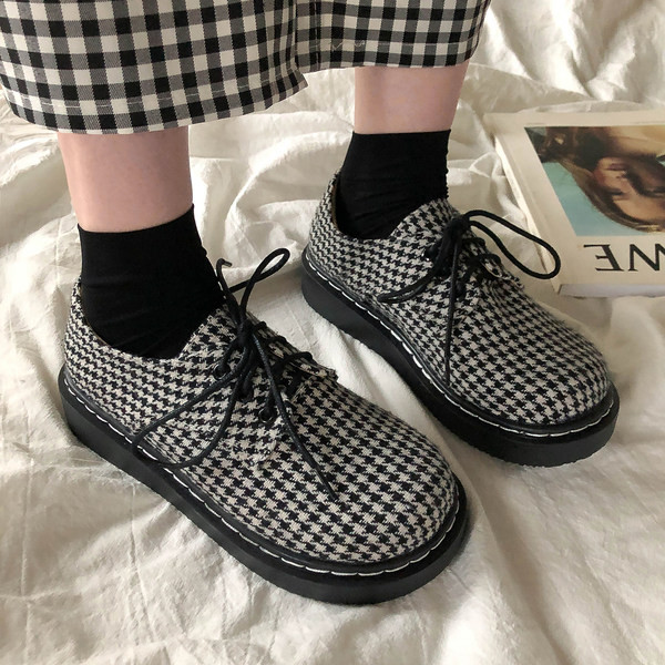 Ikdienas sieviešu pavasara kurpes ar šņorēm