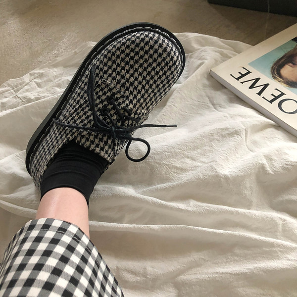 Ikdienas sieviešu pavasara kurpes ar šņorēm