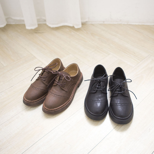 Model casual de pantofi din piele ecologica cu sireturi