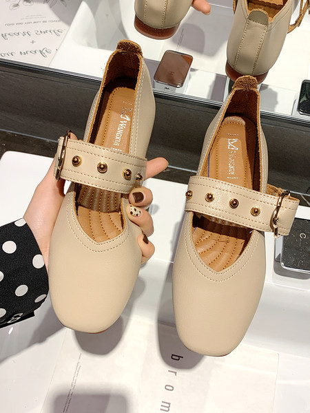 Pantofi patrati de dama cu catarama si ochiuri metalice