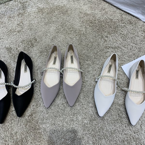 Modernas smailas kurpes ar pērlēm sievietēm