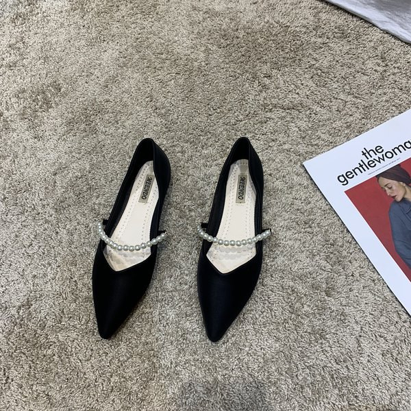 Modernas smailas kurpes ar pērlēm sievietēm