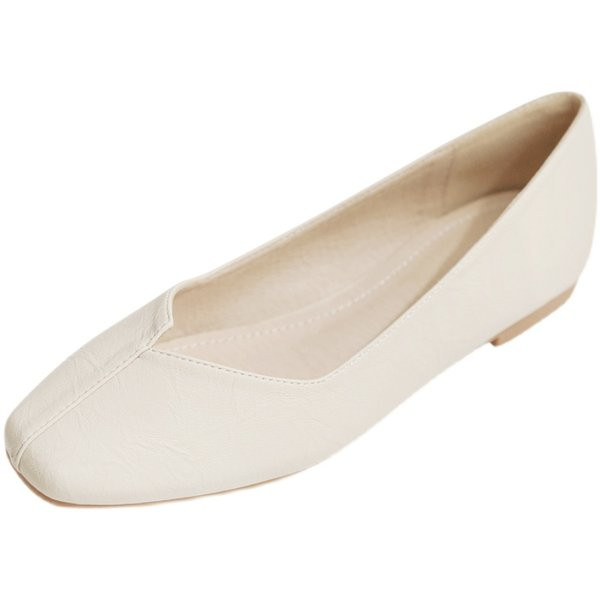 Vienkāršs sieviešu ādas apavu modelis ar plakanu zoli