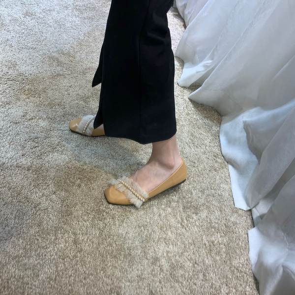 Ikdienas sieviešu apavi ar tillu un plakanu zoli