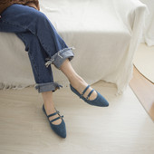 Pantofi lejer din material textil ascuțit, cu curele subțiri și catarame