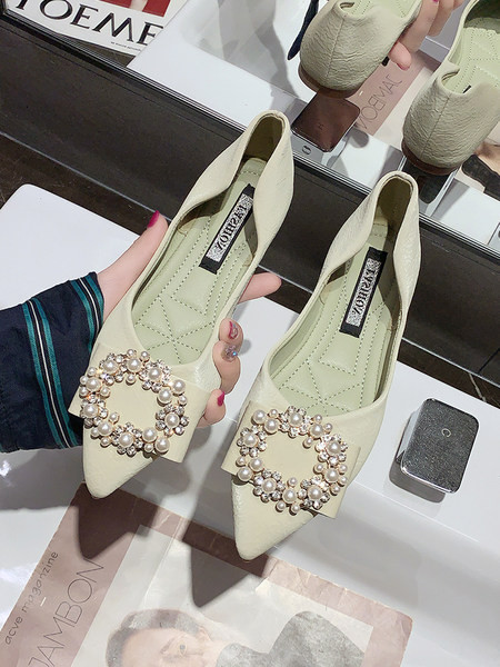 Sieviešu ikdienas smailie apavi no eko ādas