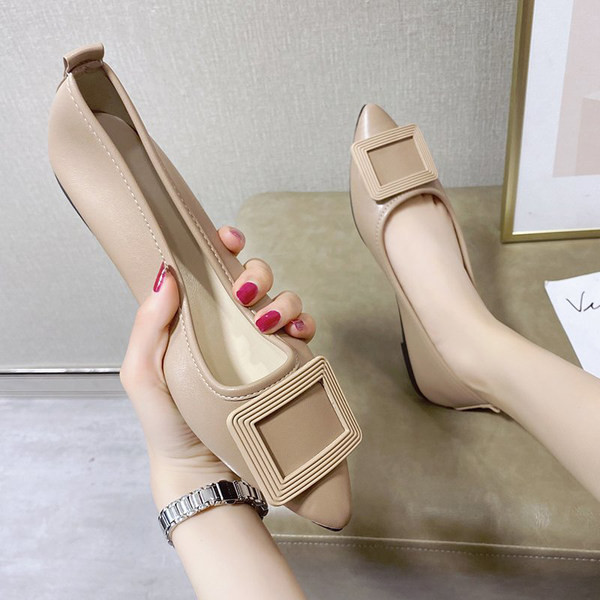 Sieviešu smailie apavi no eko ādas