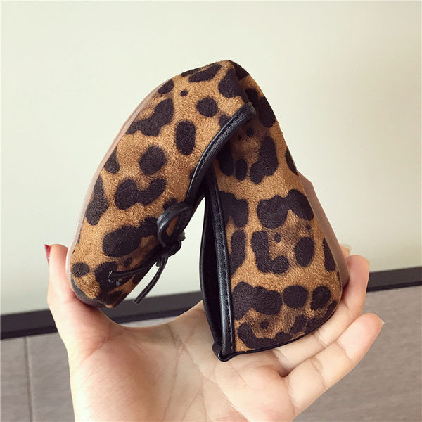 Sieviešu ikdienas apavi ar lentīti divās krāsās - piemēroti pavasarim