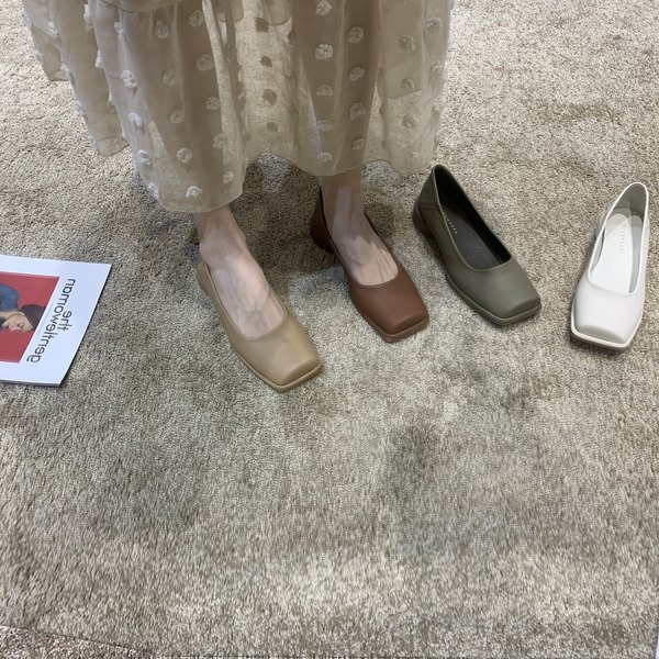 Pantofi casual dama din imitatie de piele cu tocuri