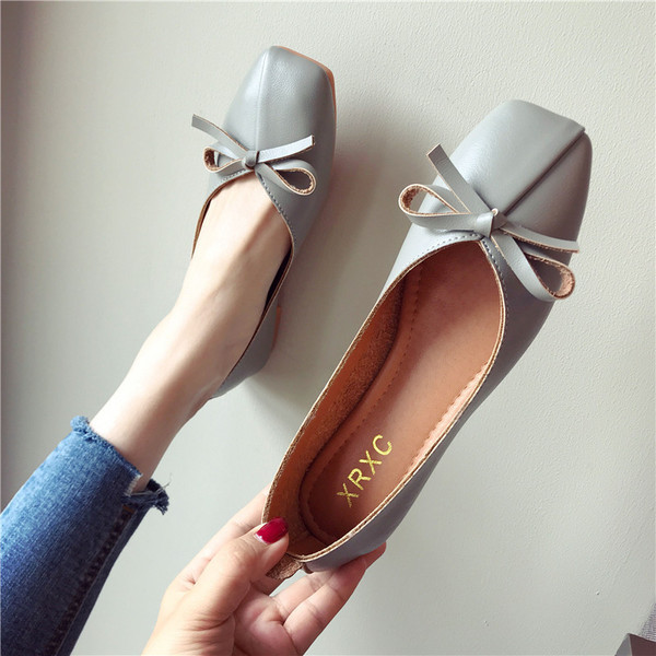 Sieviešu ikdienas ādas apavi ar lentīti piemēroti pavasarim