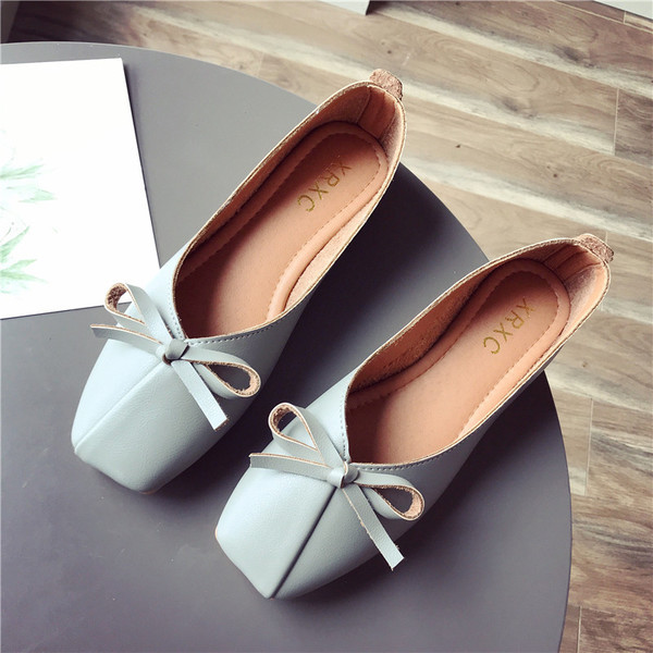 Sieviešu ikdienas ādas apavi ar lentīti piemēroti pavasarim