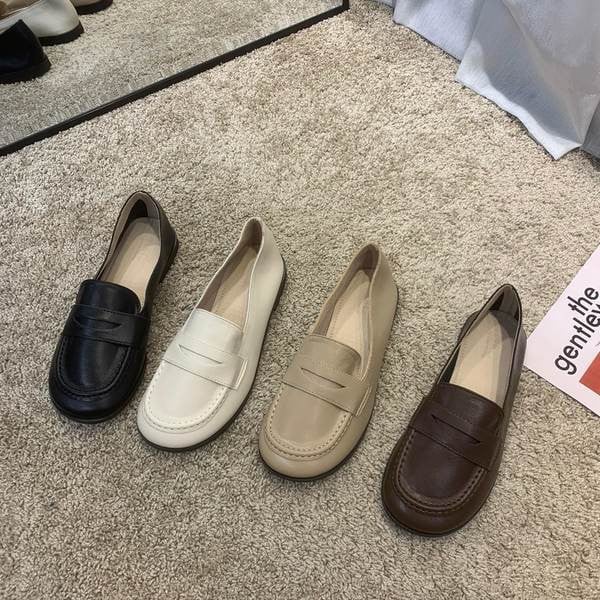 Dámske ležérne topánky z umelej kože s plochou podrážkou v niekoľkých farbách