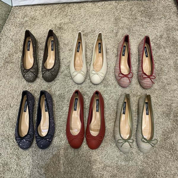 Jauns sieviešu apavu modelis ar lenti un plakanu zoli - vairākas krāsas