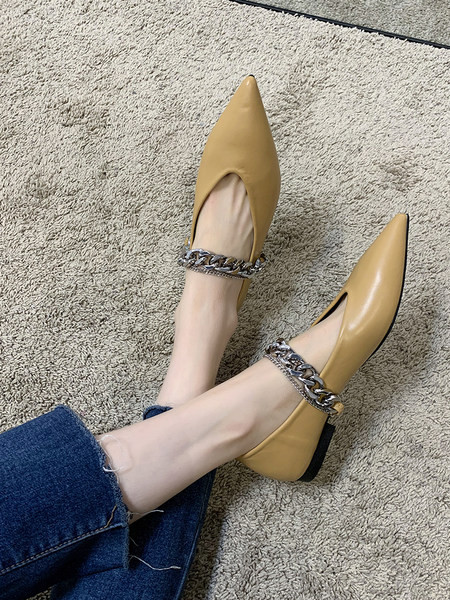 Sieviešu smailie apavi ar metāla elementu no eko ādas