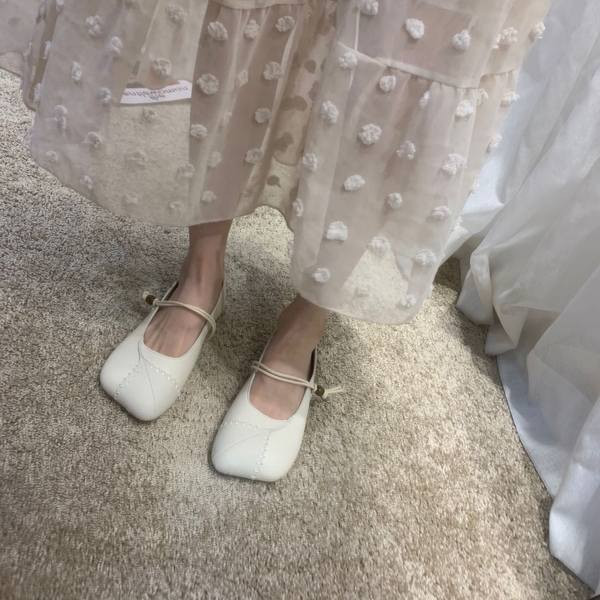 Sieviešu ikdienas apavi ar eko ādas lencēm vairākās krāsās