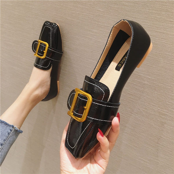 Sieviešu modernie apavi ar metāla apdari piemēroti pavasarim trīs krāsās