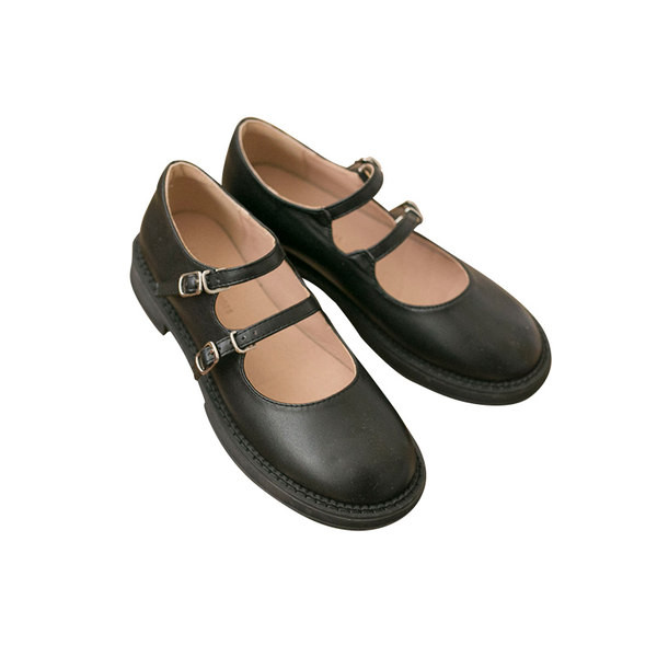 Ikdienas noapaļotas kurpes ar plānām lencēm un sprādzēm