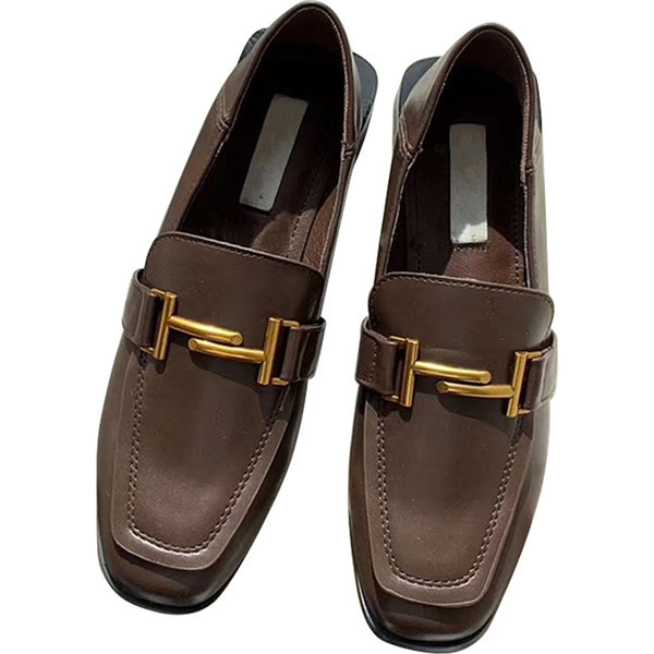 Pantofi casual de dama din piele cu talpa plata si element metalic