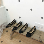 Fekete női cipők hálóval - két modell