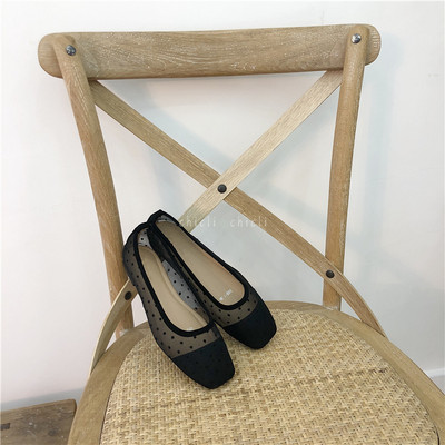 Fekete női cipők hálóval - két modell