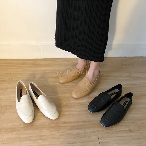 Sieviešu apavi no eko ādas-retro stila