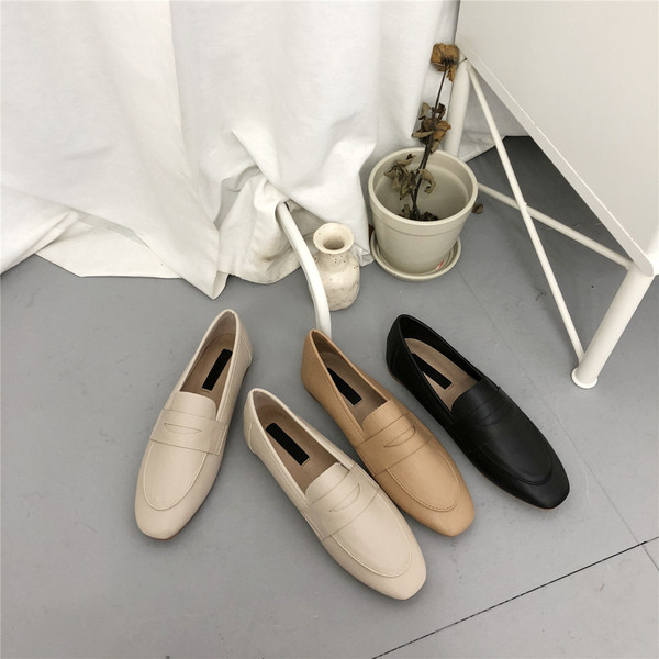 Sieviešu apavi no eko ādas-retro stila