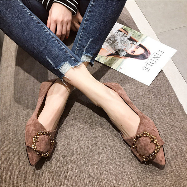 Sieviešu ikdienas apavi ar sprādzi piemēroti pavasarim