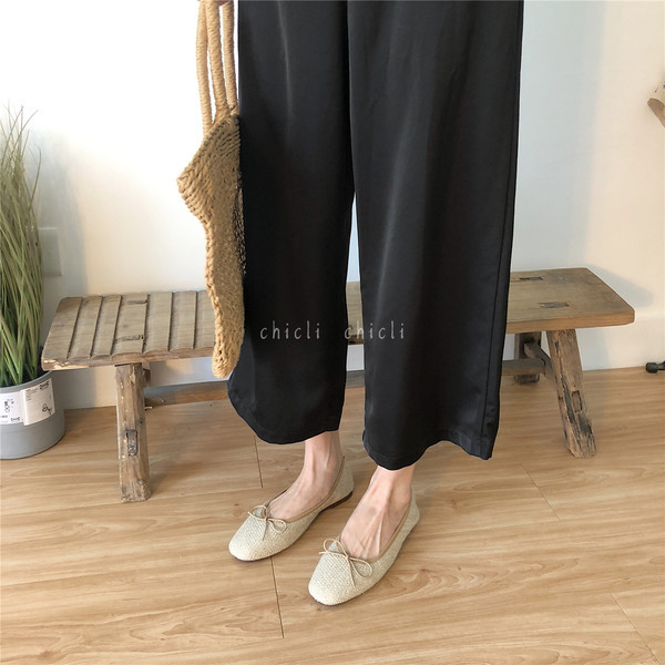 Pantofi moderni de damă cu modele panglică-trei