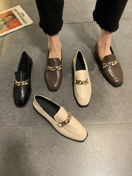 Sieviešu ikdienas apavi ar metāla elementu no eko ādas