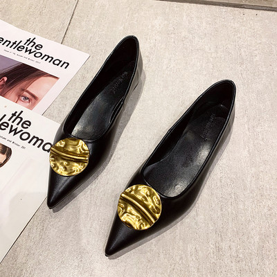 Pantofi casual de damă cu vârf ascuțit cu element 3D