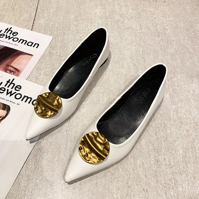 Pantofi casual de damă cu vârf ascuțit cu element 3D