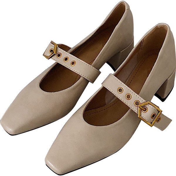 Moderni sieviešu apavi no eko ādas ar sprādzi un biezu papēdi