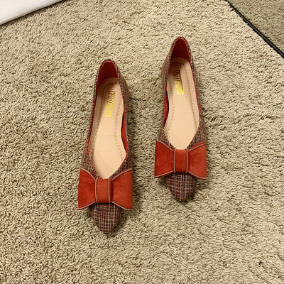 Sieviešu neslīdoši noapaļoti apavi ar lentīti