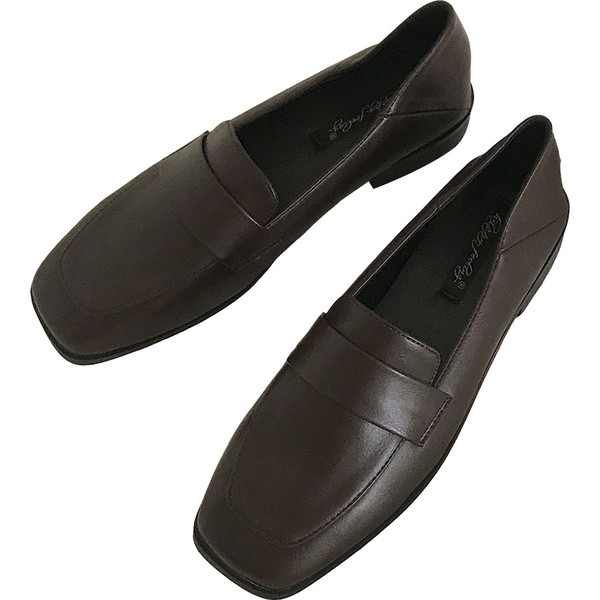 Sieviešu ādas apavi retro stilā - divās krāsās