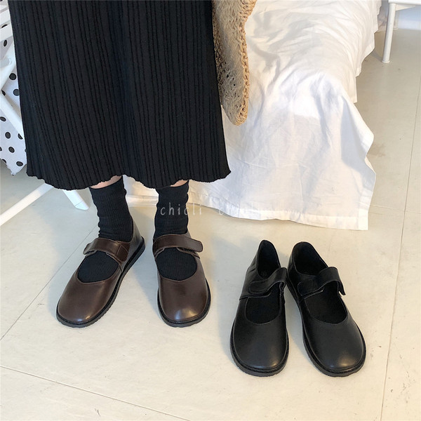 Sieviešu ādas apavi ar velcro