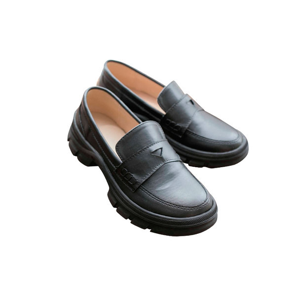 Ležérne kožené topánky s hrubou podrážkou