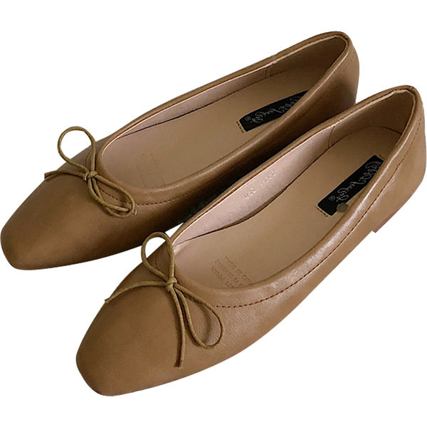 Ikdienas sieviešu ādas apavi ar lenti - plakana zole