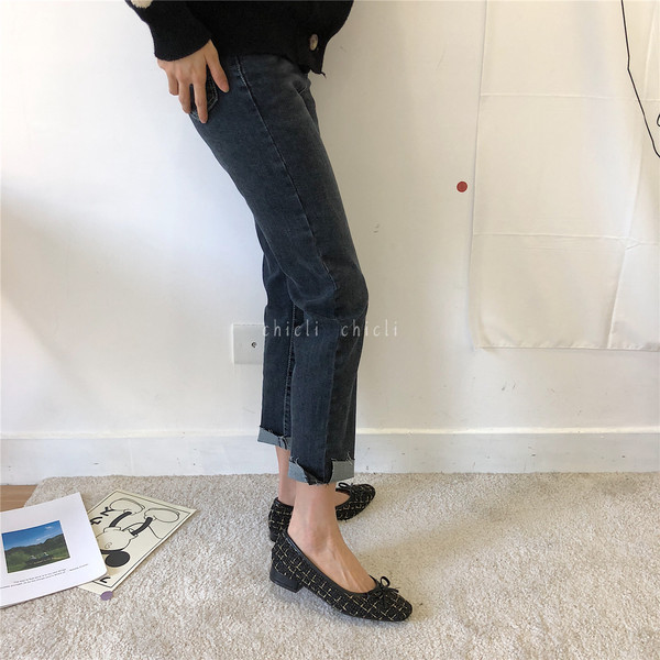 Rūtainas sieviešu kurpes ar lentīti