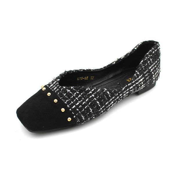 Sieviešu moderni tekstila apavi ar kniedēm