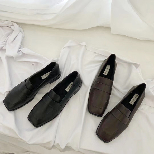 Ikdienas sieviešu ādas apavi retro stilā