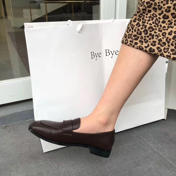 Ikdienas sieviešu ādas apavi retro stilā