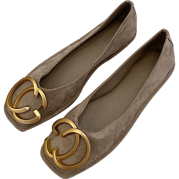 Mūsdienīgi sieviešu apavi no eko zamšādas ar metāla apdari