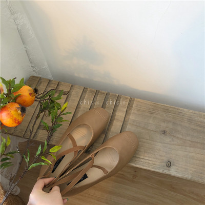 Sieviešu eko ādas apavi ar gumijām