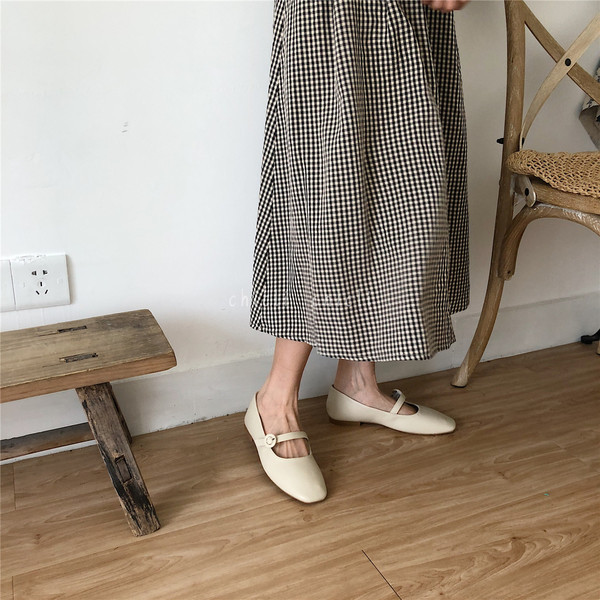 Sieviešu ikdienas apavi ar sprādzi - vairākās krāsās