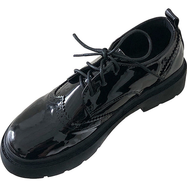 Modernas sieviešu lakādas kurpes ar šņorēm – melnā krāsā