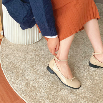 Нов модел дамски обувки с каишка от еко кожа -ретро стил